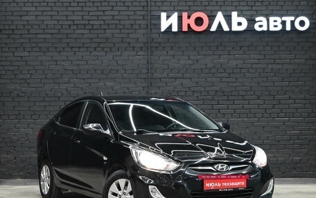 Hyundai Solaris II рестайлинг, 2014 год, 870 000 рублей, 3 фотография