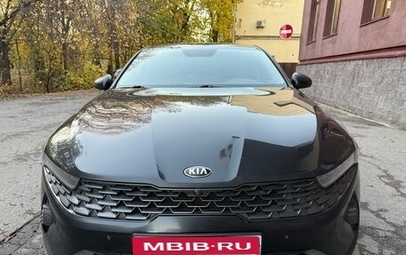 KIA K5, 2021 год, 2 250 000 рублей, 1 фотография