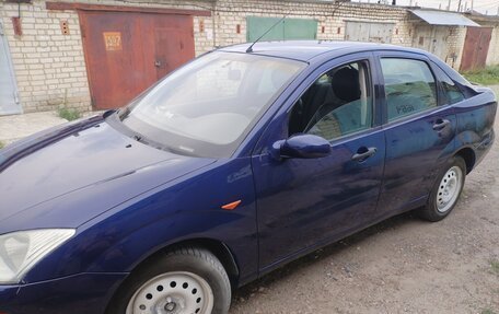Ford Focus IV, 2001 год, 240 000 рублей, 3 фотография