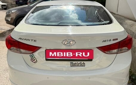 Hyundai Avante, 2010 год, 950 000 рублей, 4 фотография