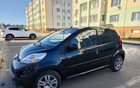 Peugeot 107 I рестайлинг, 2011 год, 600 000 рублей, 3 фотография