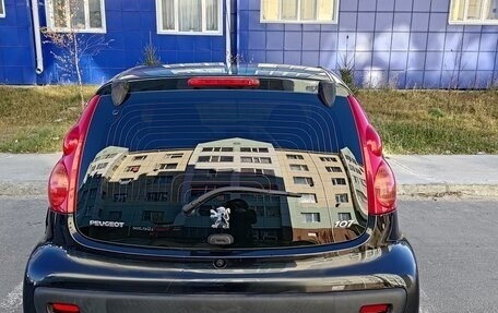 Peugeot 107 I рестайлинг, 2011 год, 600 000 рублей, 4 фотография