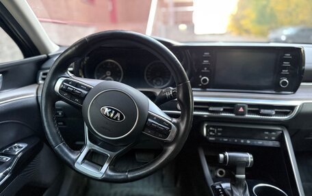 KIA K5, 2021 год, 2 250 000 рублей, 2 фотография