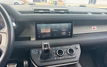 Land Rover Defender II, 2022 год, 8 900 000 рублей, 9 фотография