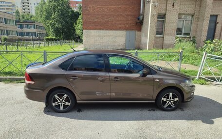 Volkswagen Polo VI (EU Market), 2015 год, 735 000 рублей, 3 фотография