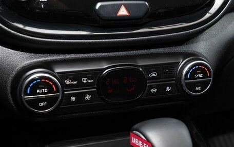 KIA Soul III, 2021 год, 2 100 000 рублей, 12 фотография