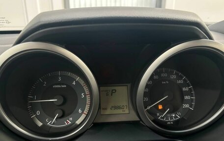 Toyota Land Cruiser Prado 150 рестайлинг 2, 2014 год, 2 590 000 рублей, 9 фотография