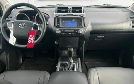 Toyota Land Cruiser Prado 150 рестайлинг 2, 2014 год, 2 590 000 рублей, 14 фотография