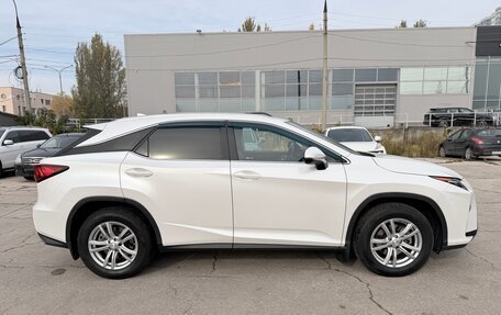 Lexus RX IV рестайлинг, 2017 год, 3 750 000 рублей, 4 фотография