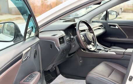 Lexus RX IV рестайлинг, 2017 год, 3 750 000 рублей, 10 фотография