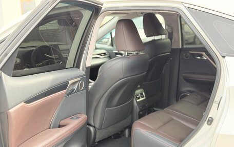 Lexus RX IV рестайлинг, 2017 год, 3 750 000 рублей, 13 фотография