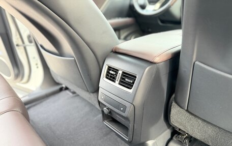 Lexus RX IV рестайлинг, 2017 год, 3 750 000 рублей, 16 фотография
