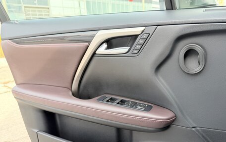 Lexus RX IV рестайлинг, 2017 год, 3 750 000 рублей, 25 фотография