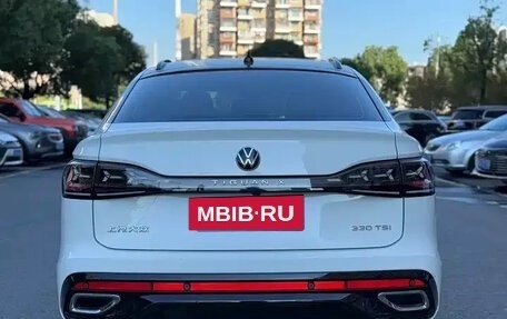 Volkswagen Tiguan II, 2022 год, 2 690 000 рублей, 6 фотография