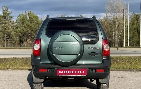 Chevrolet Niva I рестайлинг, 2012 год, 567 000 рублей, 25 фотография