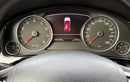 Volkswagen Touareg III, 2010 год, 1 490 000 рублей, 12 фотография