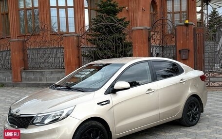 KIA Rio III рестайлинг, 2015 год, 800 000 рублей, 10 фотография