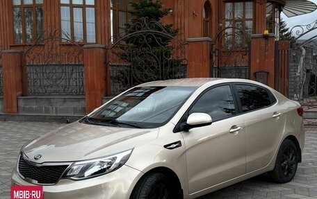 KIA Rio III рестайлинг, 2015 год, 800 000 рублей, 19 фотография