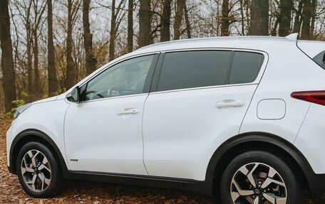 KIA Sportage IV рестайлинг, 2019 год, 2 100 000 рублей, 2 фотография