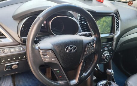 Hyundai Santa Fe III рестайлинг, 2017 год, 2 250 000 рублей, 22 фотография