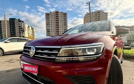 Volkswagen Tiguan II, 2017 год, 2 850 000 рублей, 4 фотография