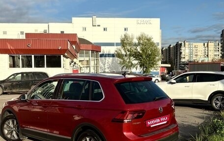 Volkswagen Tiguan II, 2017 год, 2 850 000 рублей, 6 фотография