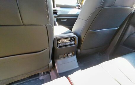 Toyota Land Cruiser Prado, 2025 год, 6 000 000 рублей, 13 фотография