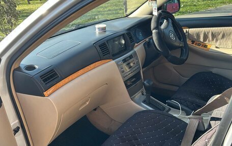 Toyota Allex i рестайлинг, 2004 год, 630 000 рублей, 3 фотография