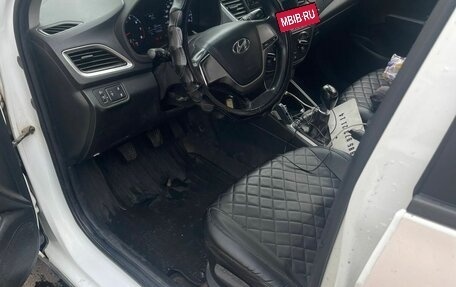 Hyundai Solaris II рестайлинг, 2018 год, 568 000 рублей, 6 фотография