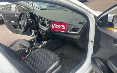 Hyundai Solaris II рестайлинг, 2018 год, 568 000 рублей, 4 фотография