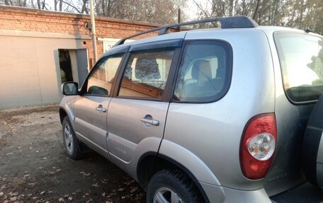 Chevrolet Niva I рестайлинг, 2015 год, 670 000 рублей, 4 фотография