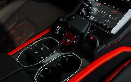 Lamborghini Urus I, 2025 год, 42 800 000 рублей, 15 фотография