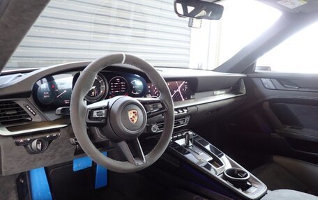 Porsche 911, 2024 год, 37 800 000 рублей, 14 фотография