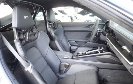 Porsche 911, 2024 год, 37 800 000 рублей, 17 фотография