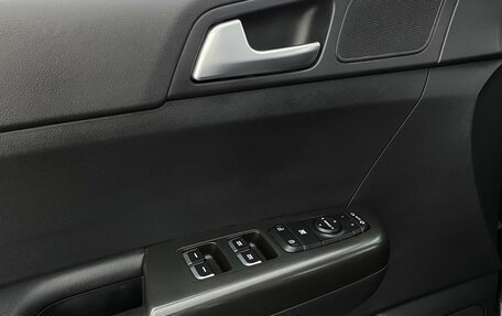 KIA Sportage IV рестайлинг, 2017 год, 1 879 000 рублей, 14 фотография