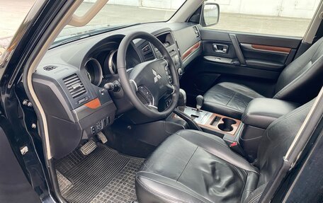 Mitsubishi Pajero IV, 2006 год, 1 550 000 рублей, 11 фотография