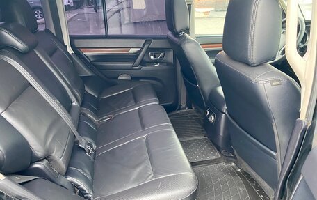Mitsubishi Pajero IV, 2006 год, 1 550 000 рублей, 28 фотография