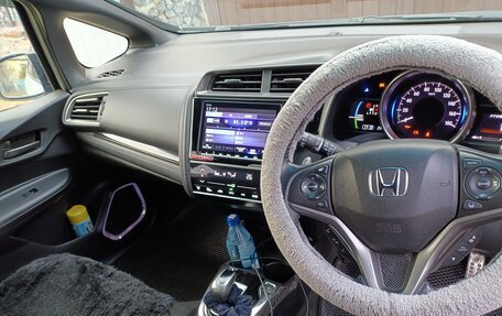 Honda Fit III, 2018 год, 1 340 000 рублей, 11 фотография