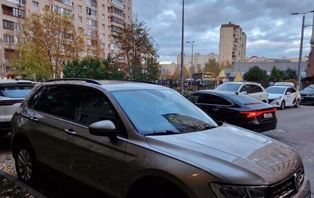 Volkswagen Tiguan II, 2019 год, 2 150 000 рублей, 5 фотография