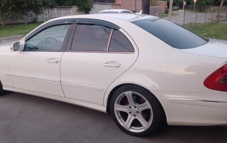 Mercedes-Benz E-Класс, 2006 год, 950 000 рублей, 3 фотография