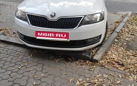 Skoda Rapid I, 2018 год, 1 100 000 рублей, 2 фотография
