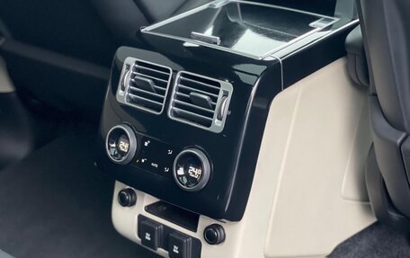 Land Rover Range Rover IV рестайлинг, 2021 год, 7 850 000 рублей, 17 фотография