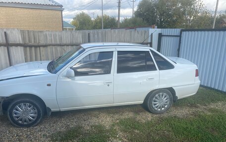 Daewoo Nexia I рестайлинг, 2011 год, 100 000 рублей, 4 фотография