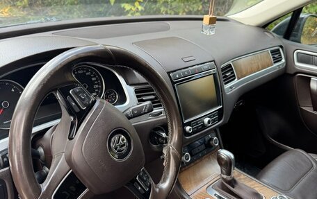 Volkswagen Touareg III, 2015 год, 2 300 000 рублей, 8 фотография