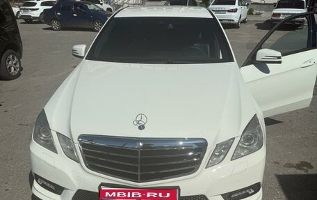 Mercedes-Benz E-Класс, 2011 год, 1 490 000 рублей, 1 фотография