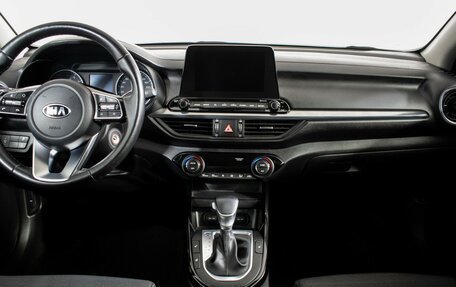 KIA Cerato IV, 2021 год, 2 380 000 рублей, 12 фотография