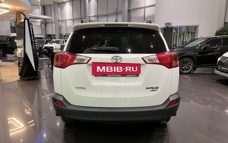Toyota RAV4, 2014 год, 1 869 000 рублей, 7 фотография