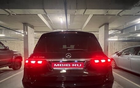 Mercedes-Benz GLS, 2023 год, 18 500 000 рублей, 2 фотография