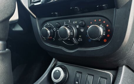 Renault Duster I рестайлинг, 2019 год, 1 500 000 рублей, 14 фотография