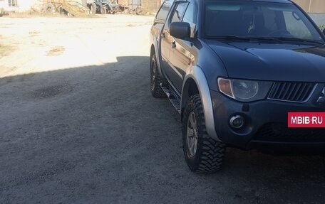 Mitsubishi L200 IV рестайлинг, 2008 год, 1 200 000 рублей, 2 фотография
